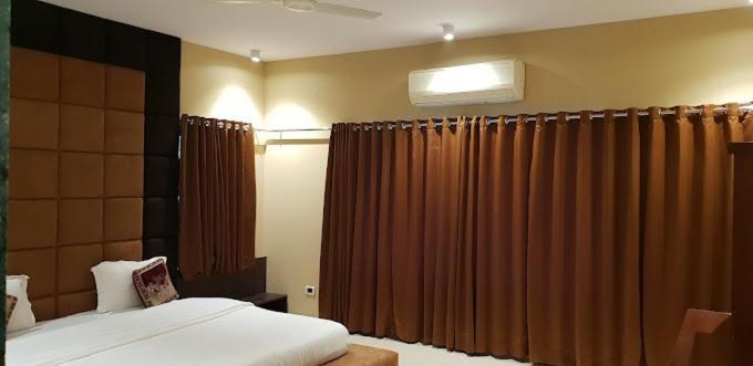 Villa Lion'S Cage Igatpuri Exterior foto